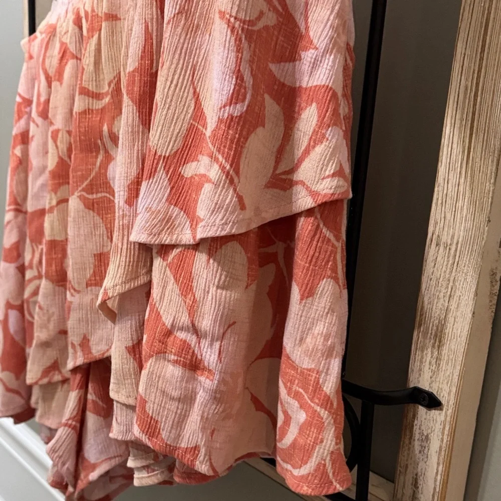Torrid Coral and Cream Floral Skort 2 - Picture 9 of 11